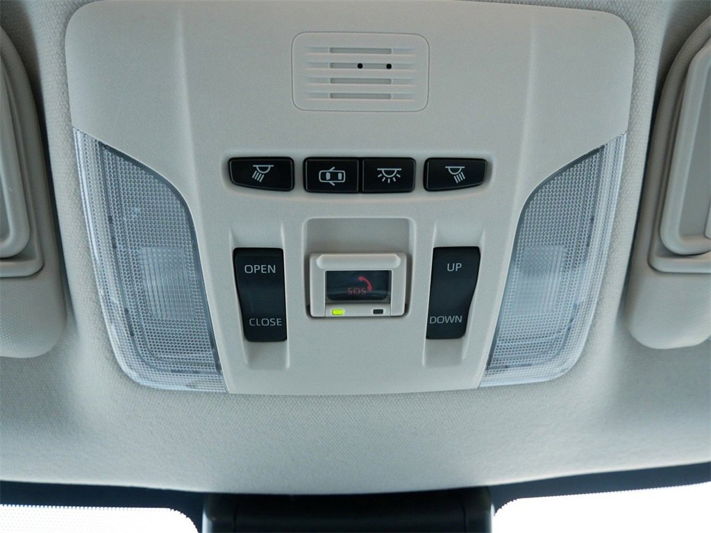 Used 2022 Toyota Corolla XLE image 25