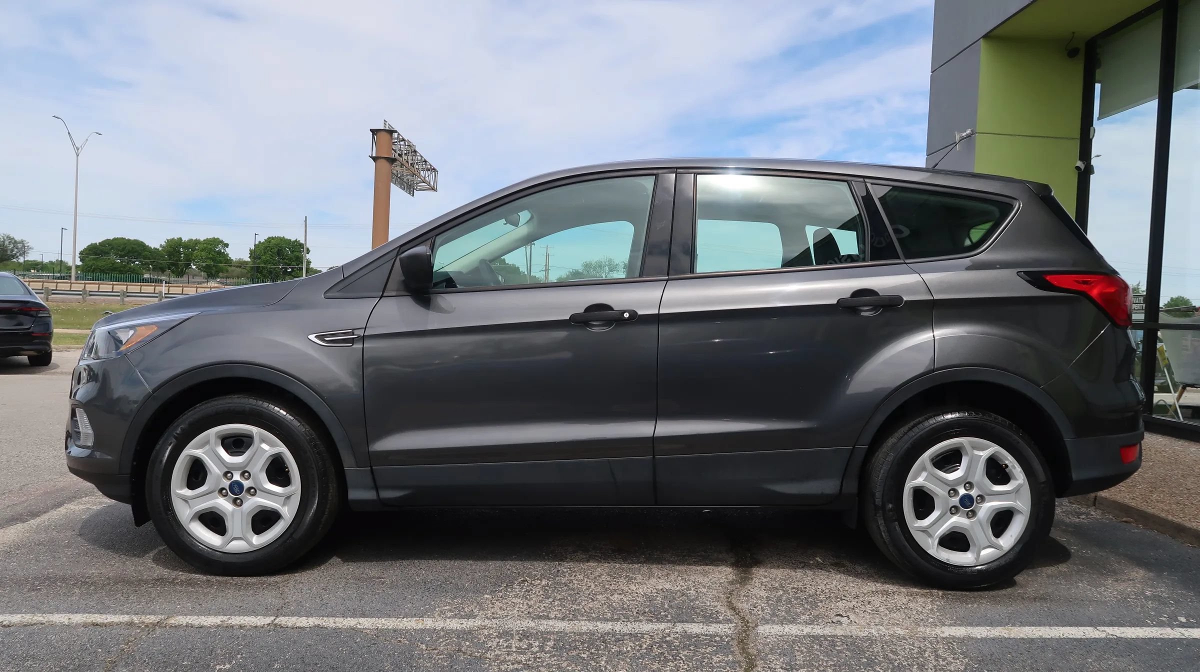 Used 2019 Ford Escape S FWD image 7