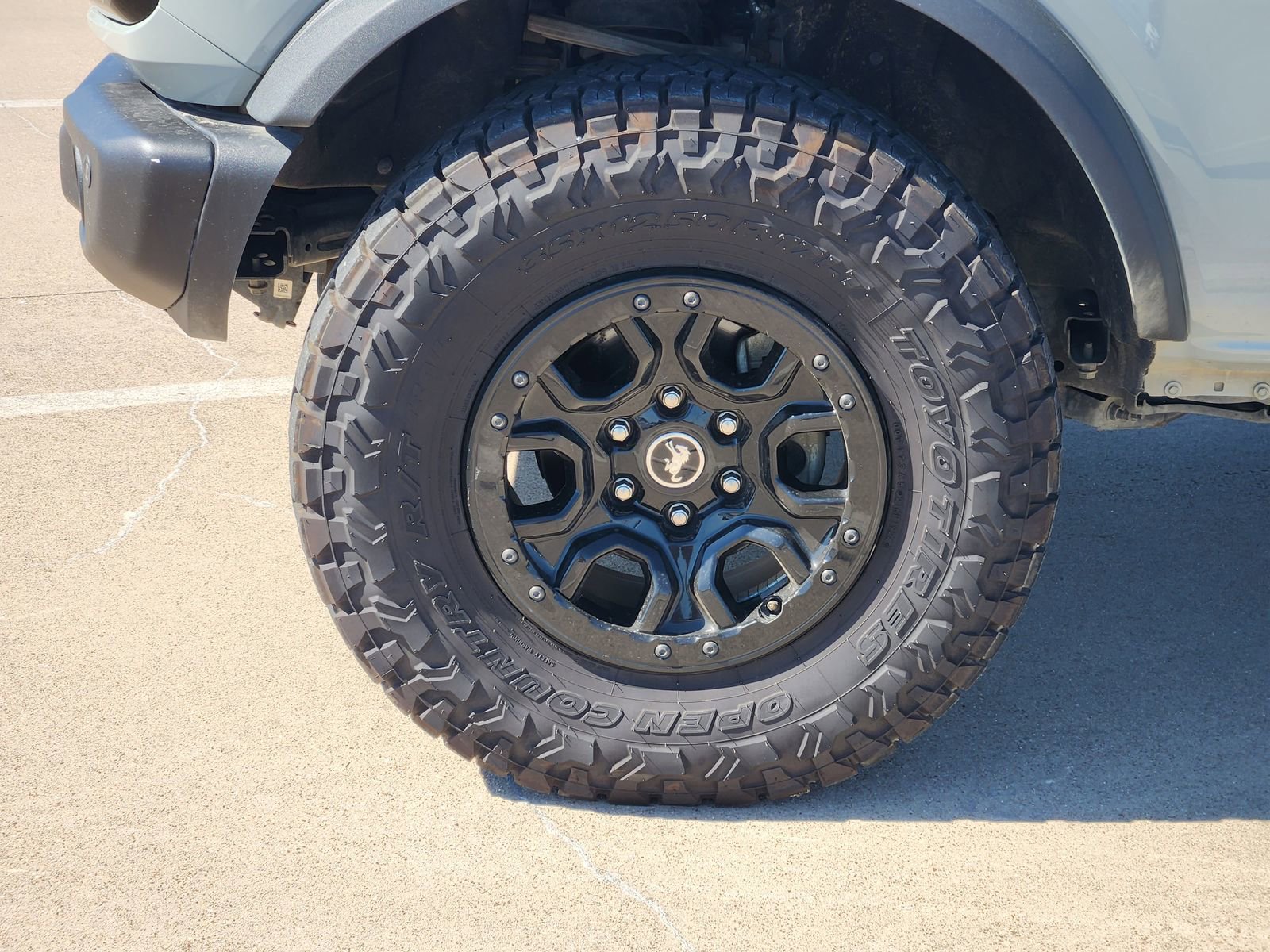 Used 2023 Ford Bronco Wildtrak image 9