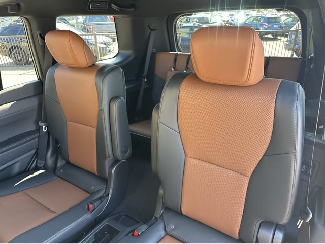 New 2026 Lexus GX 550 w/ Accessory Package (Z1) AWD/4WD image 23