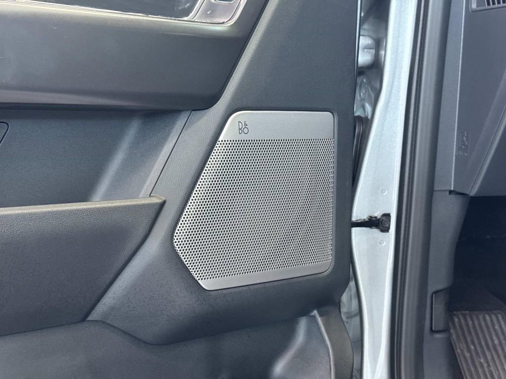 New 2025 Ford F150 Lariat w/ Equipment Group 501A Mid image 17