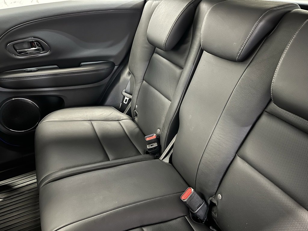 Used 2020 Honda HR-V Touring image 15