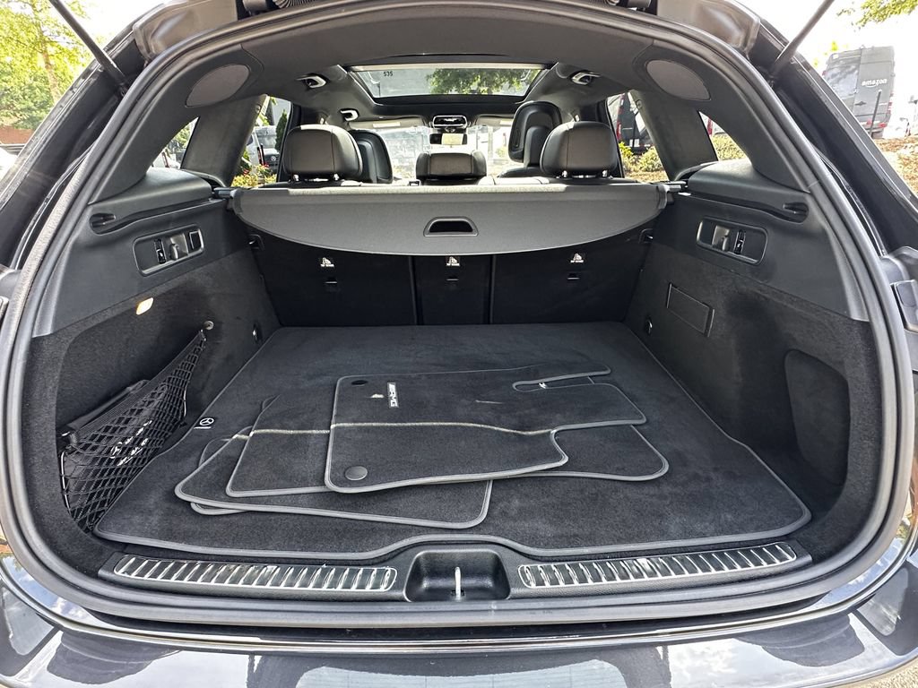 Certified 2025 Mercedes-Benz GLC 300 w/ AMG Line image 21