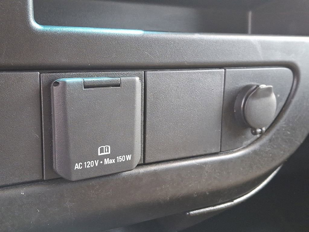 Used 2024 GMC Savana 2500 w/ Driver Convenience Package image 22