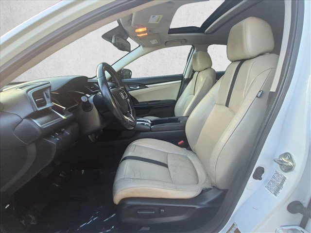 Used 2016 Honda Civic Touring image 17