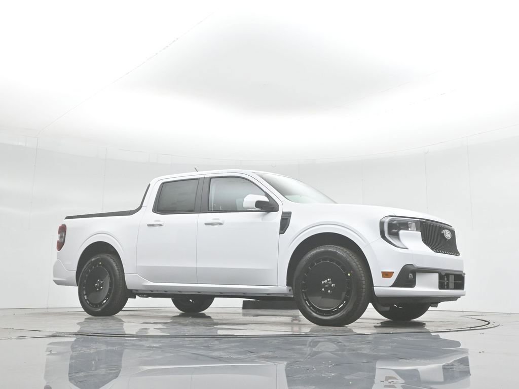 New 2025 Ford Maverick Lobo image 3