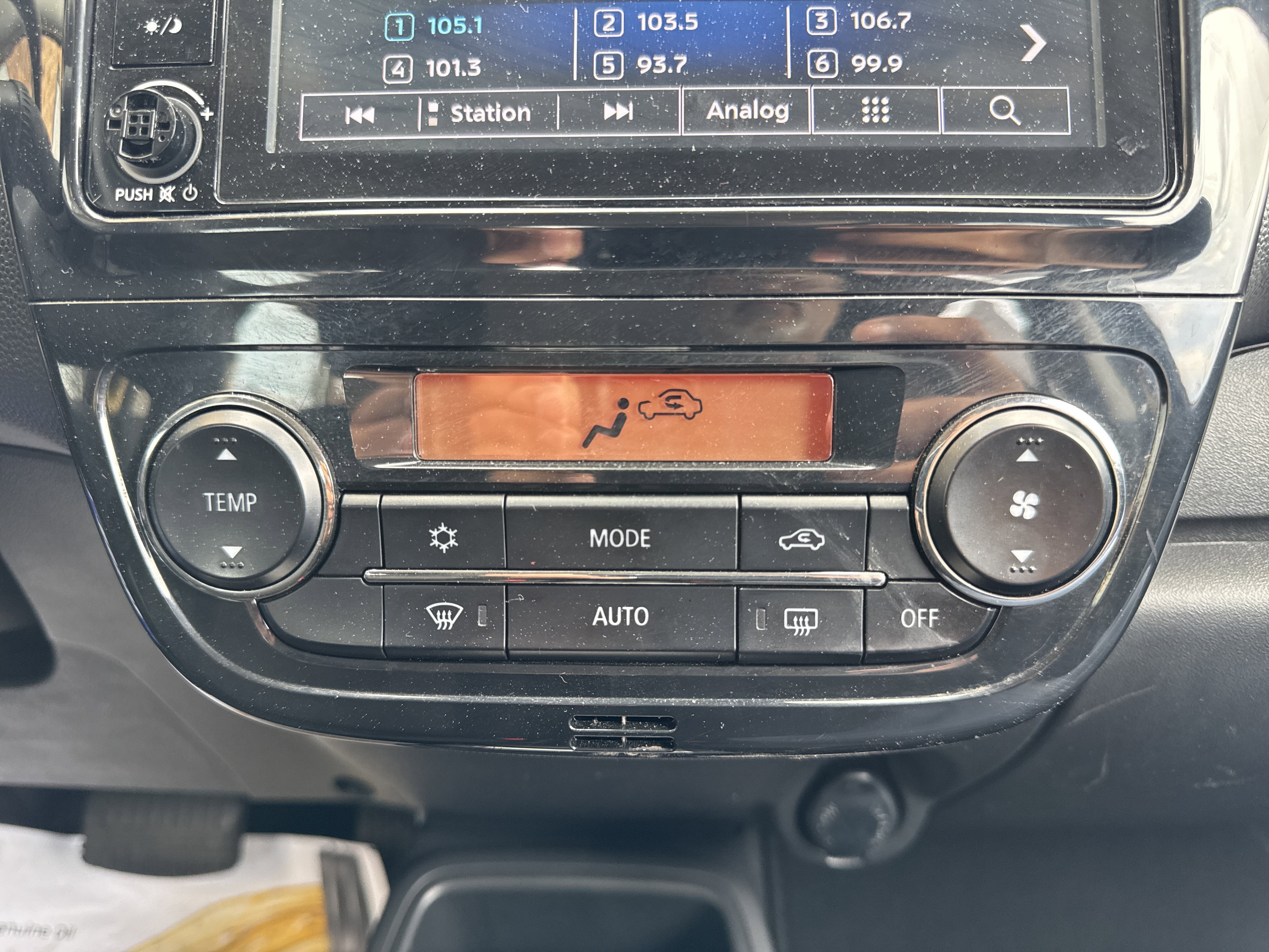 Used 2024 Mitsubishi Mirage ES FWD image 15
