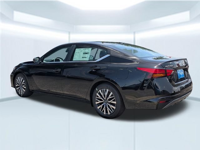 New 2026 Nissan Altima 2.5 SV FWD image 3