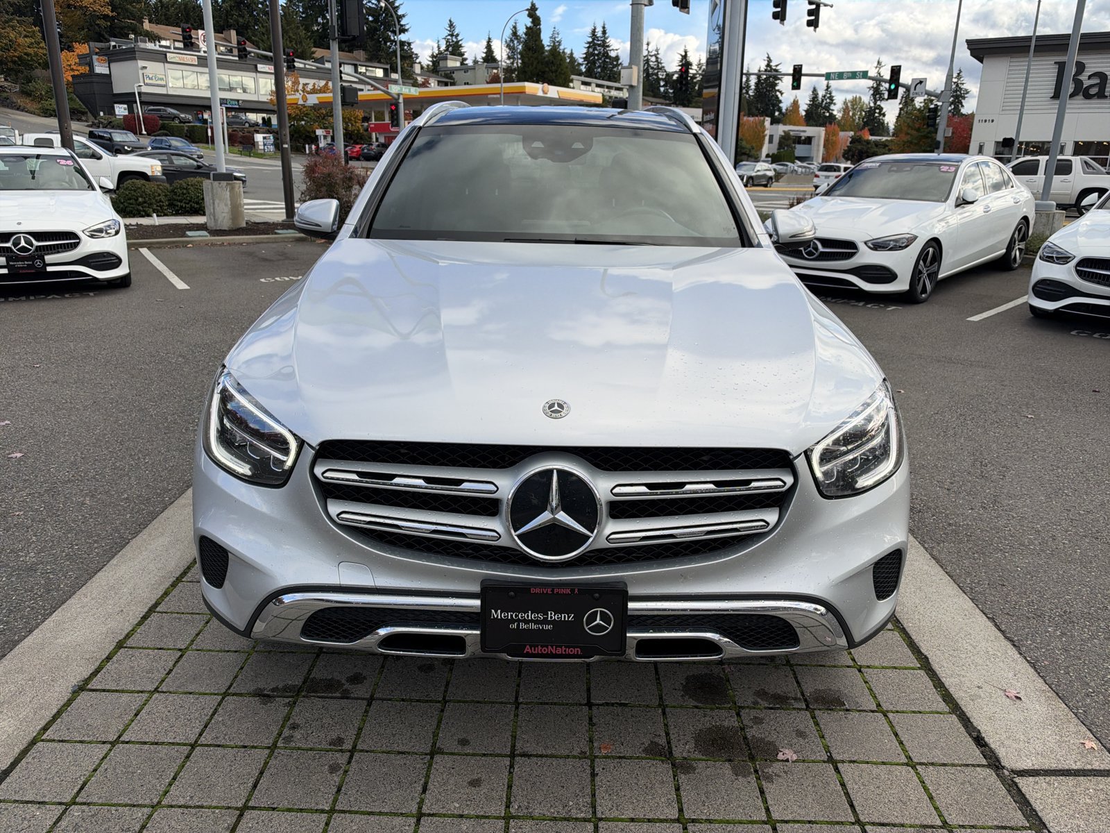 Used 2020 Mercedes-Benz GLC 300 4MATIC image 2