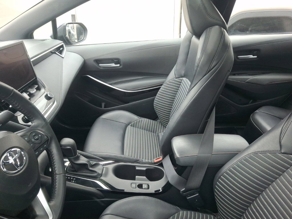 Used 2024 Toyota Corolla XSE FWD image 8