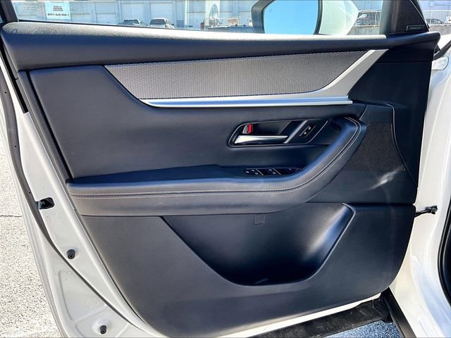 Used 2024 MAZDA CX-90 Plug-In Hybrid w/ Premium Pkg image 9