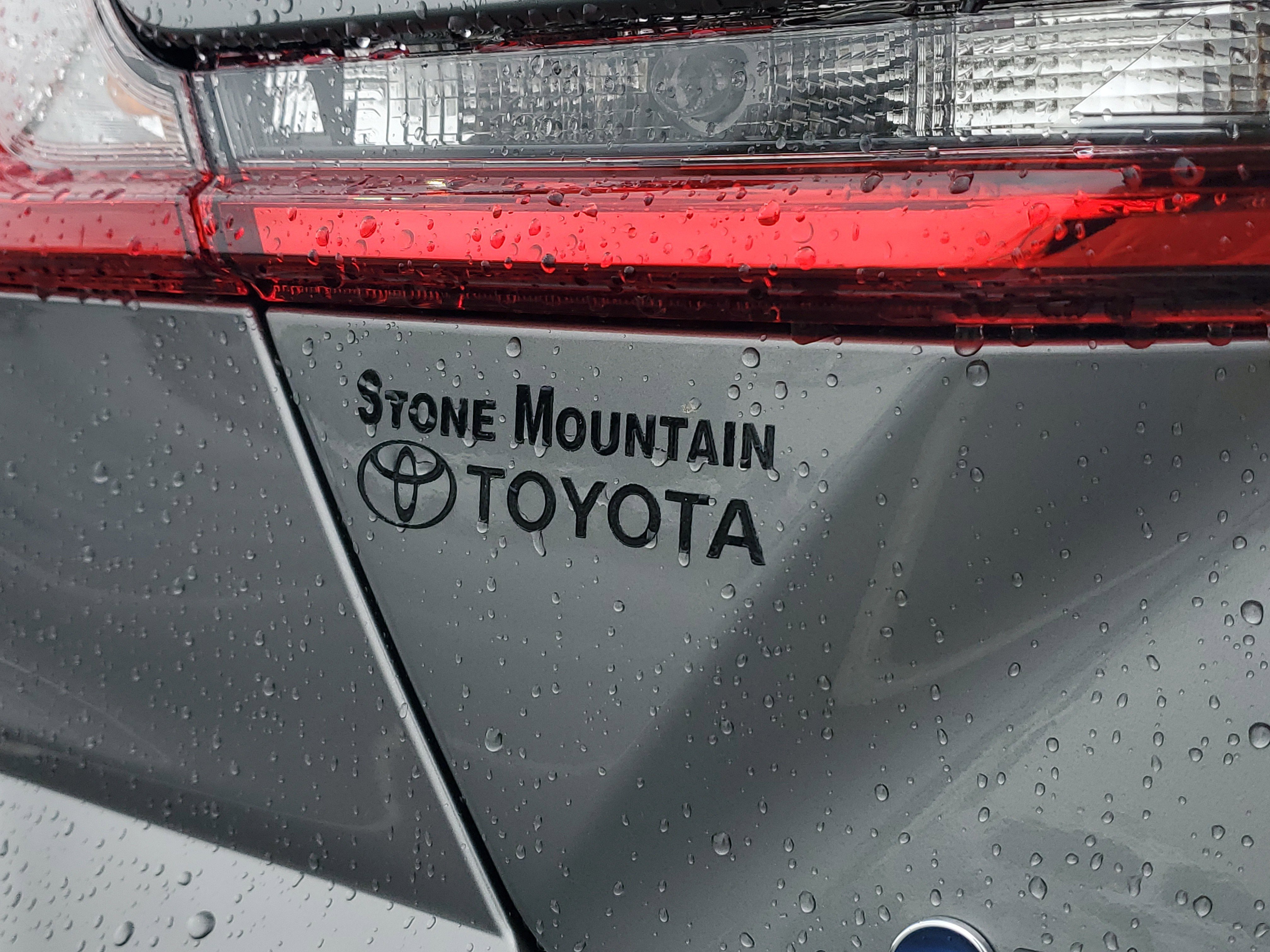 New 2026 Toyota Camry SE image 9