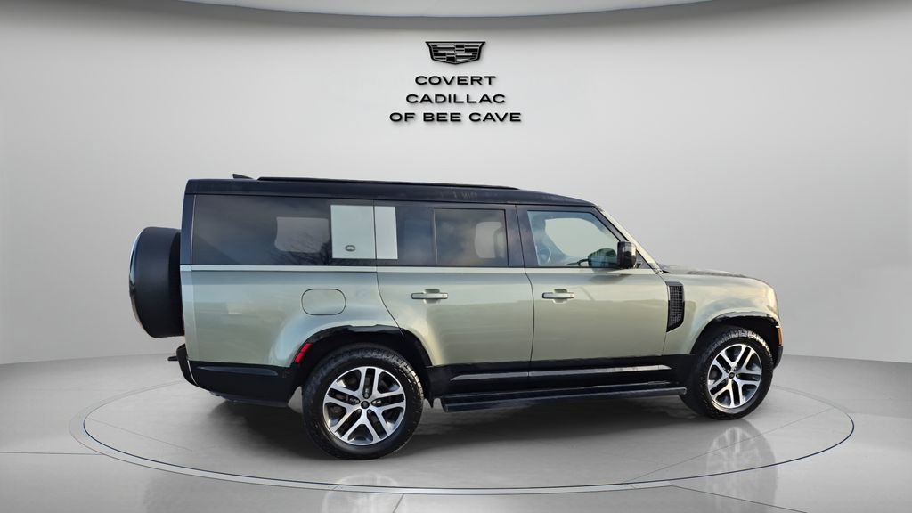 Used 2024 Land Rover Defender 130 X-Dynamic SE image 10