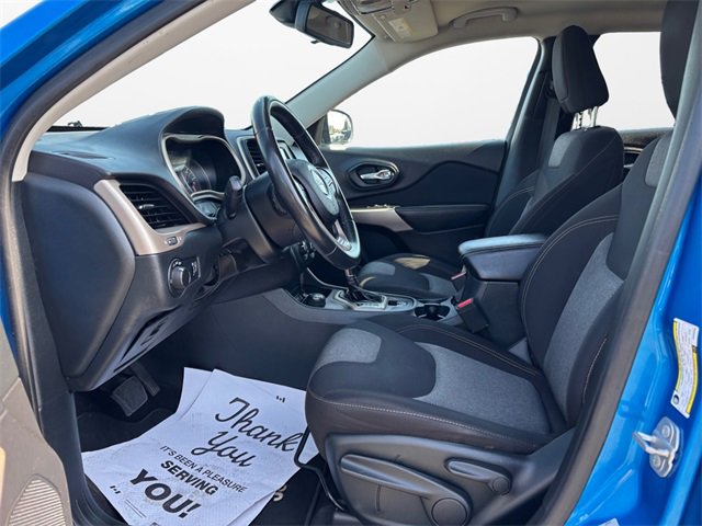 Used 2017 Jeep Cherokee Altitude image 9