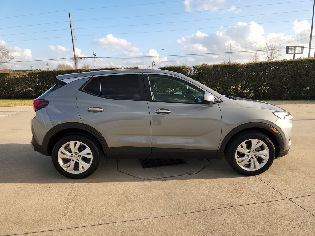 Used 2025 Buick Encore GX Preferred image 4