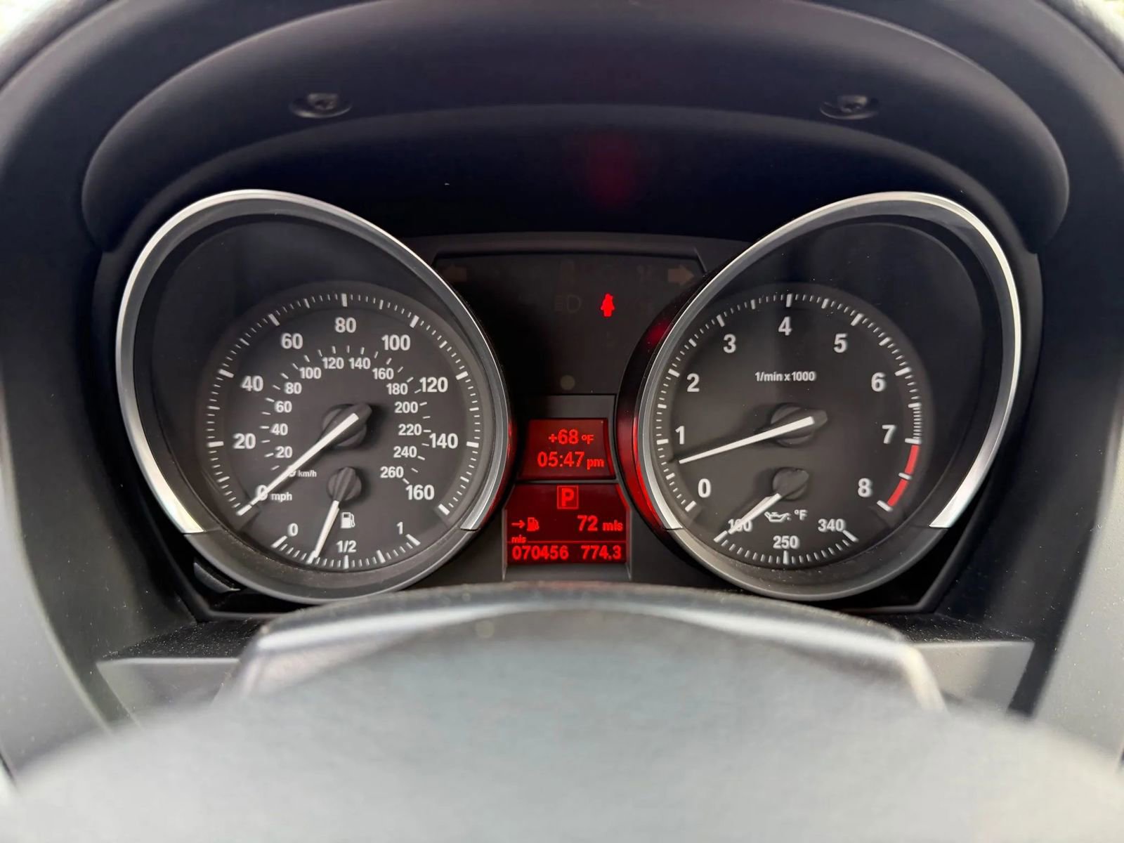 Used 2014 BMW Z4 sDrive35i w/ Technology Package image 21