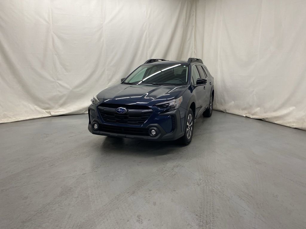 Used 2025 Subaru Outback Premium w/ Popular Package #1A image 2