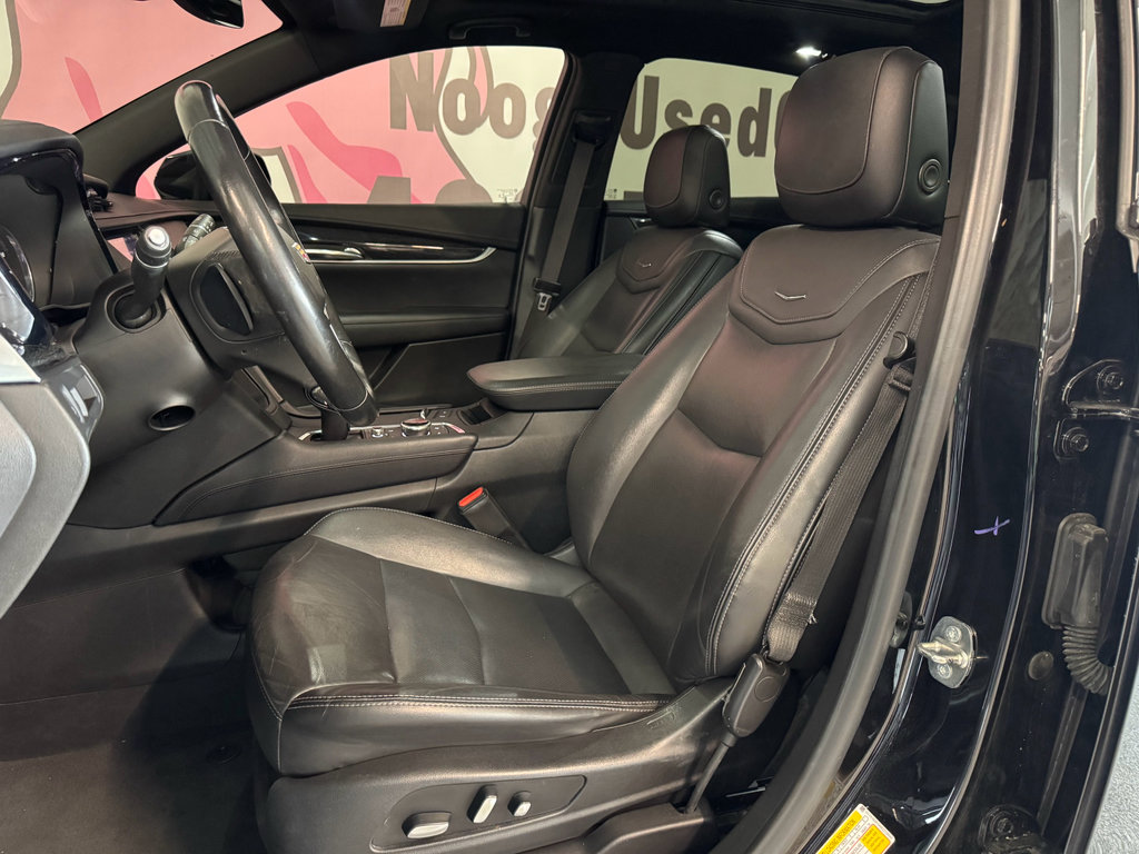 Used 2021 Cadillac XT5 Premium Luxury AWD/4WD image 17