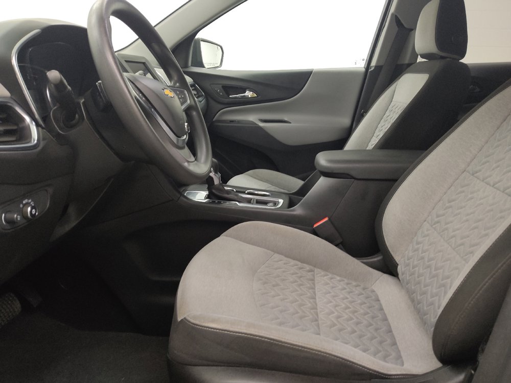 Used 2022 Chevrolet Equinox LS w/ LS Convenience Package FWD image 17