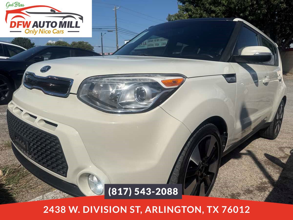 Used 2015 Kia Soul ! w/ Sun & Sound Package FWD image 1