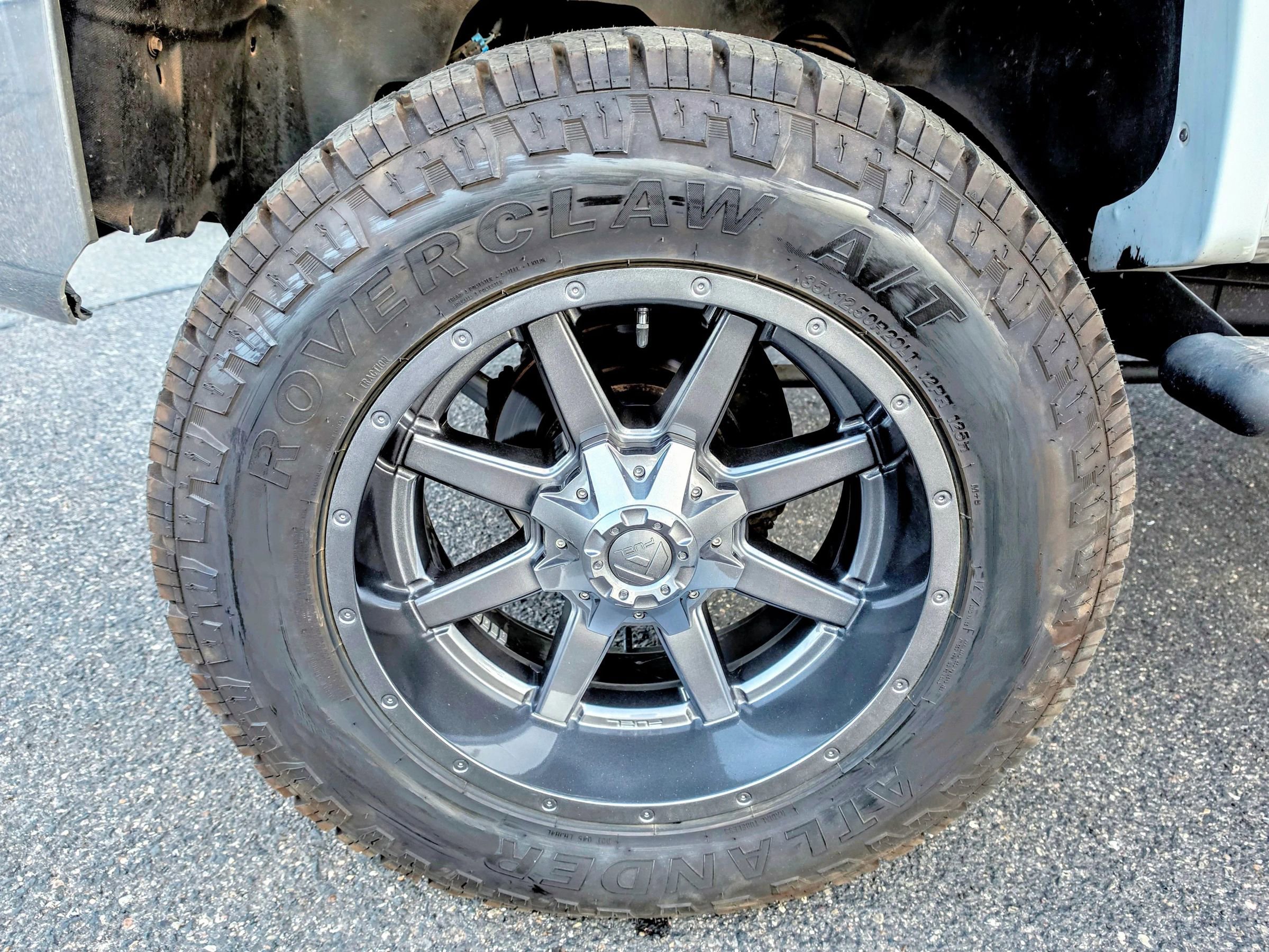 Used 2010 Chevrolet Silverado 2500 LTZ AWD/4WD image 40
