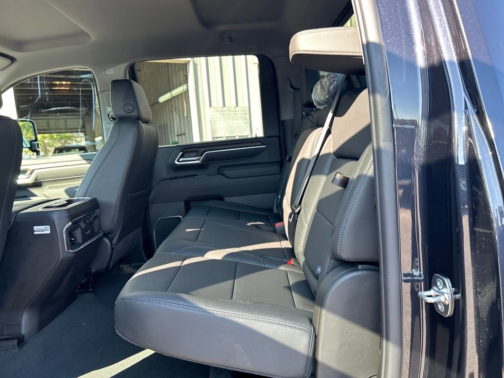 New 2026 GMC Sierra 2500 SLT w/ SLT Premium Package image 25