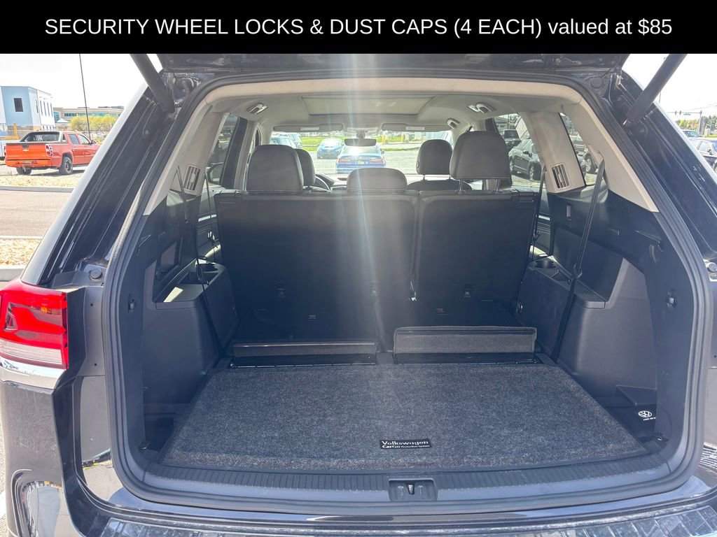 Used 2023 Volkswagen Atlas SE w/ Panoramic Sunroof Package image 12