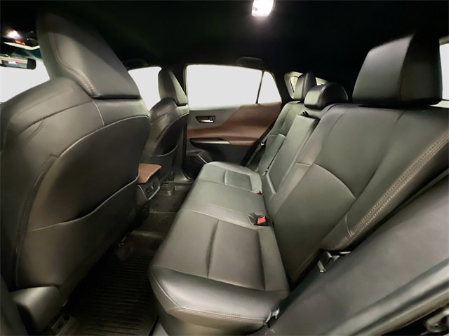 Used 2021 Toyota Venza XLE image 23