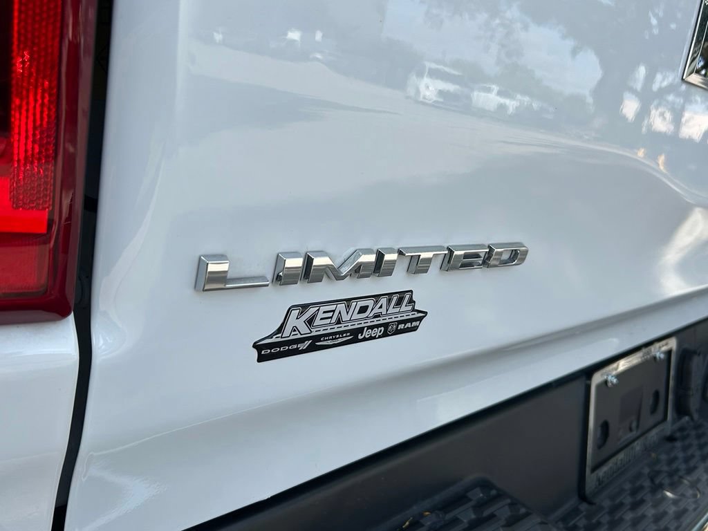Used 2025 RAM 1500 Limited AWD/4WD image 39