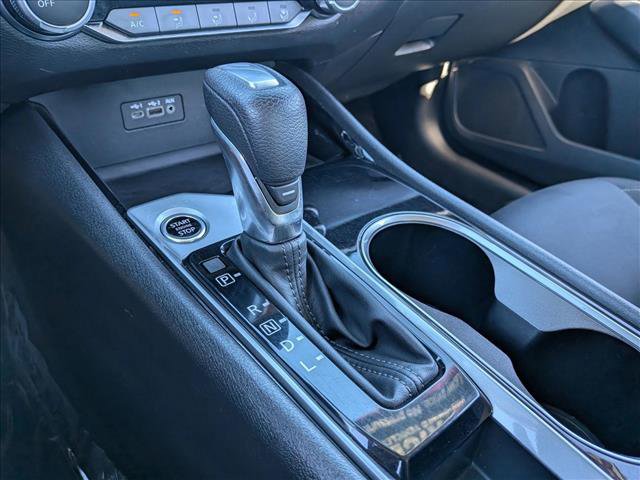 Used 2024 Nissan Altima 2.5 SV image 11