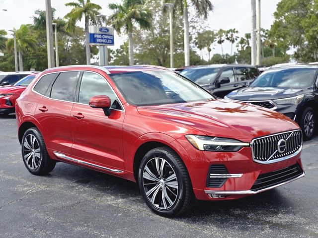 Used 2022 Volvo XC60 B5 Inscription FWD image 2