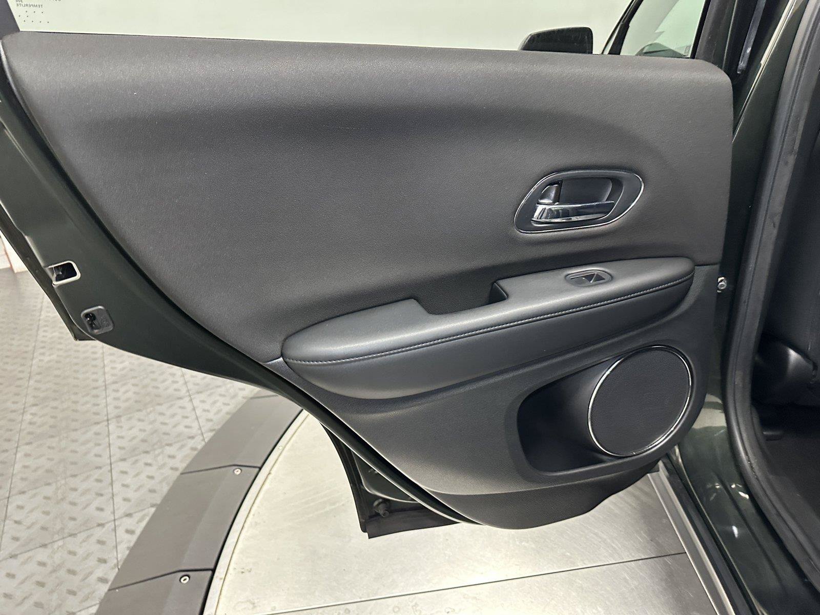 Certified 2018 Honda HR-V EX image 29