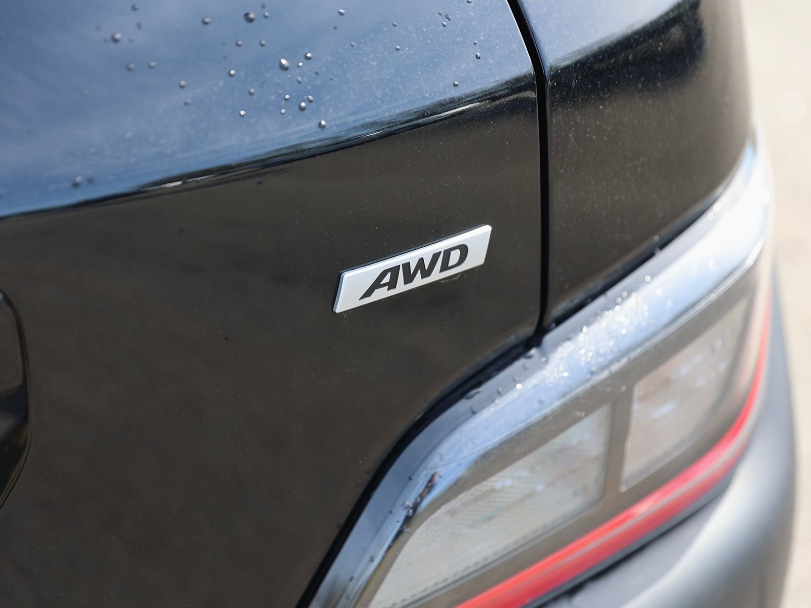 Certified 2023 Hyundai Kona SEL AWD/4WD image 10
