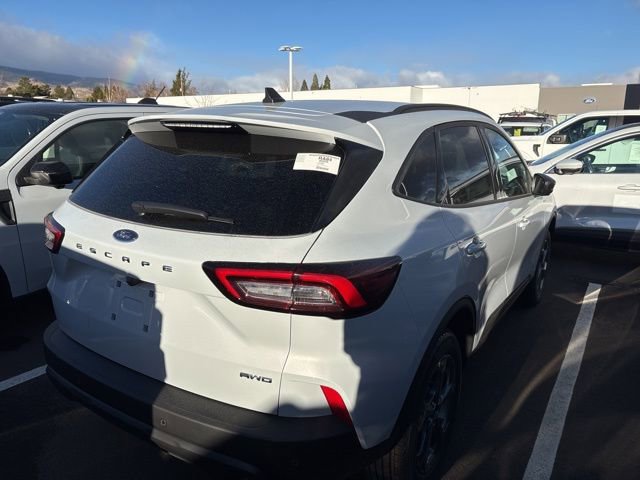 New 2026 Ford Escape ST-Line w/ Tech Pack #1 image 3