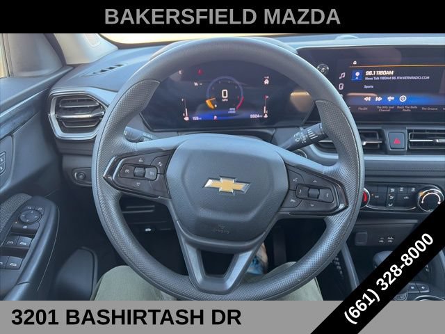 Used 2025 Chevrolet TrailBlazer LS w/ LS Convenience Package FWD image 20