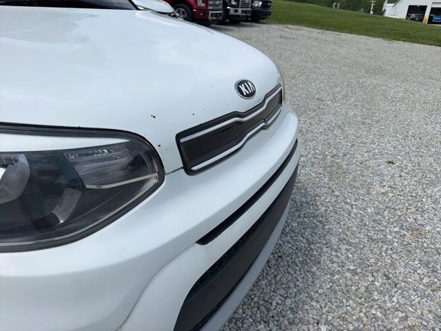 Used 2019 Kia Soul + FWD image 10