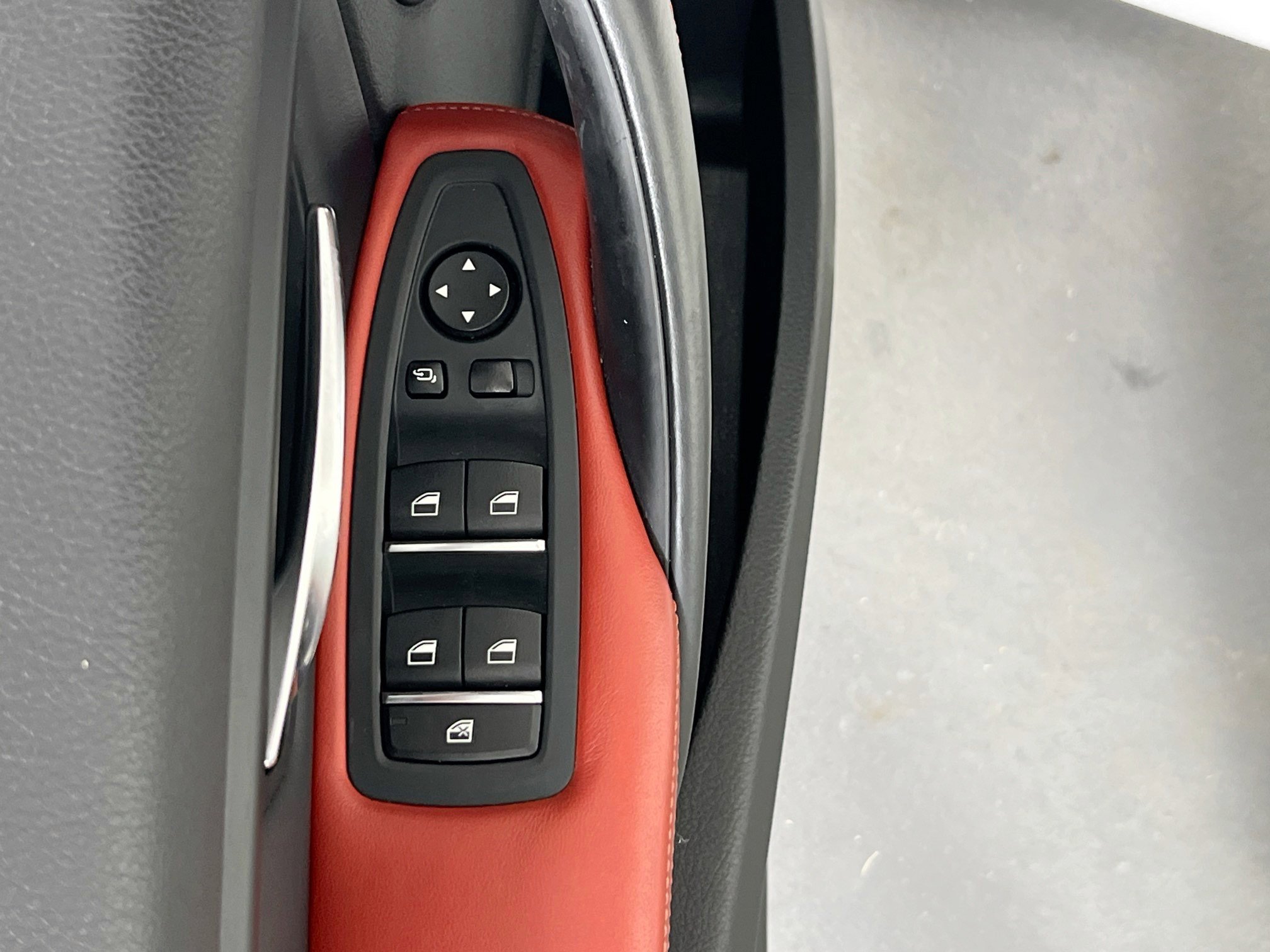 Used 2018 BMW M3 image 18