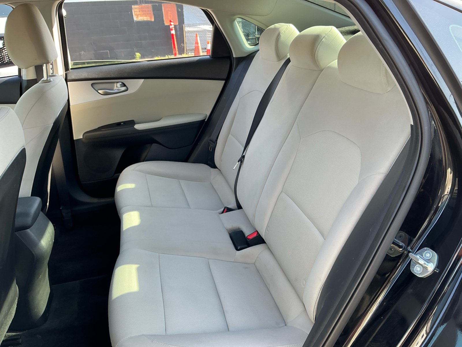 Used 2023 Kia Forte LXS FWD image 19