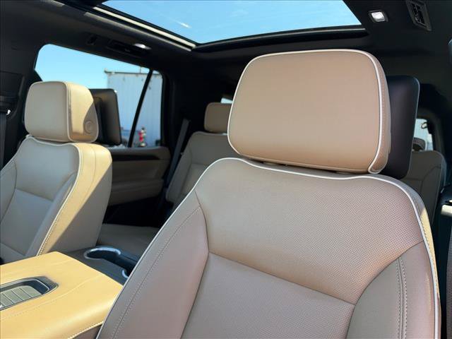 Certified 2023 Chevrolet Tahoe Premier w/ Advanced Technology Package AWD/4WD image 27