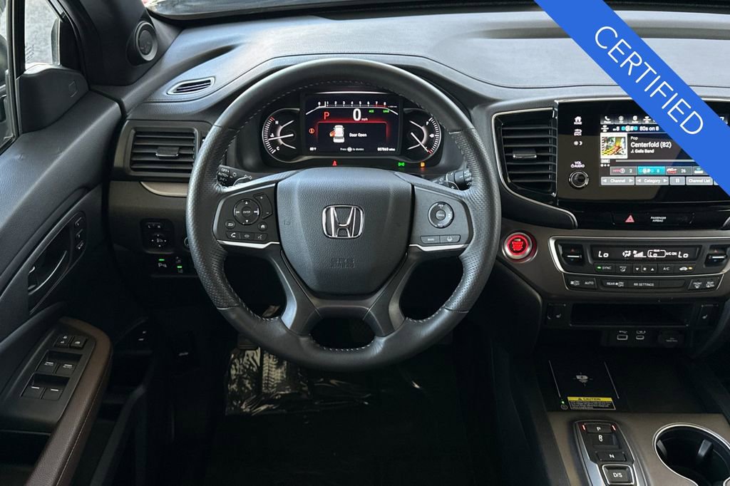 Certified 2025 Honda Passport EX-L image 16