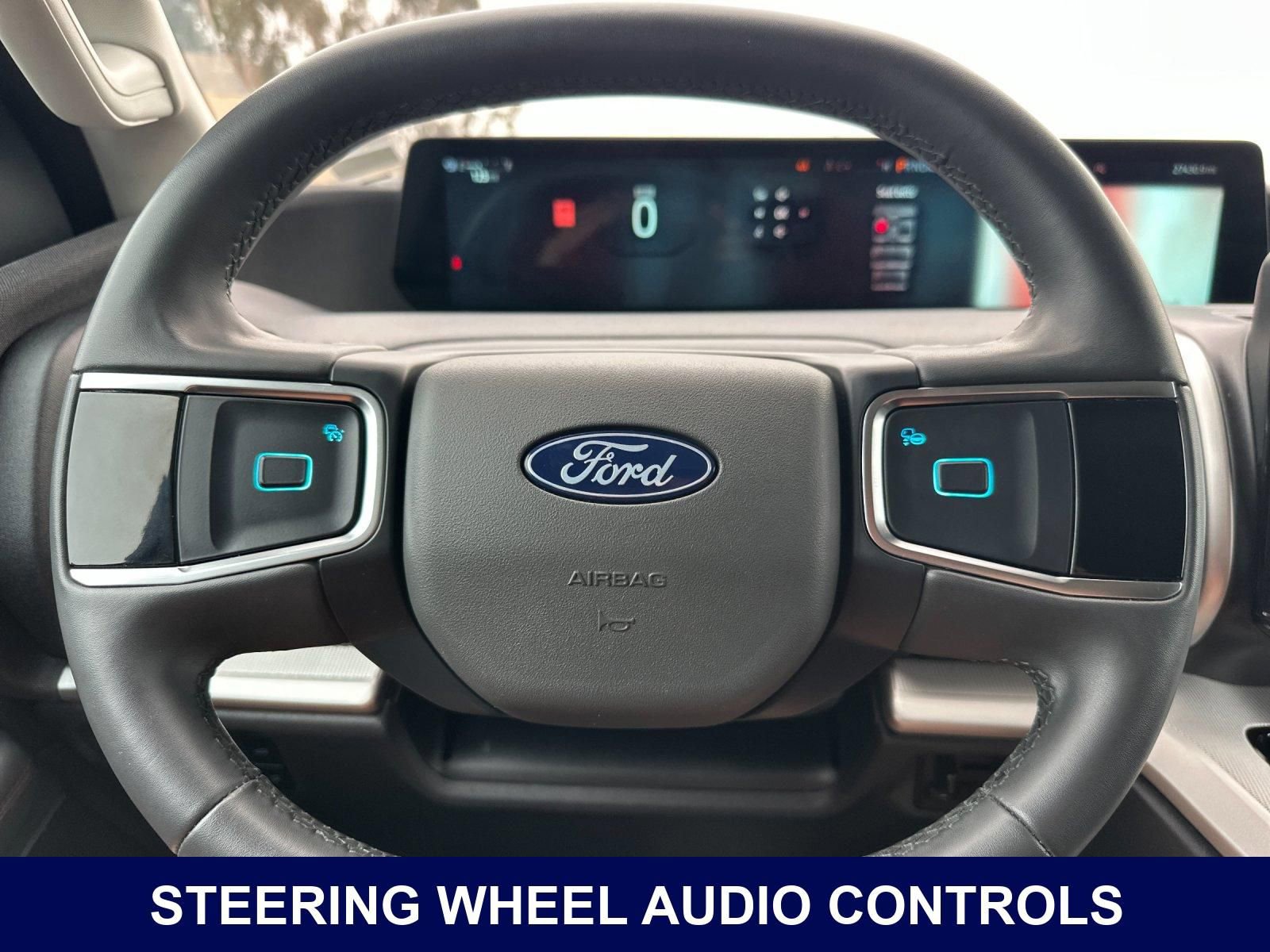 Used 2025 Ford Expedition Active AWD/4WD image 26
