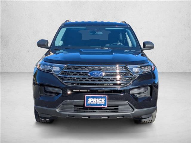 Certified 2022 Ford Explorer XLT image 2