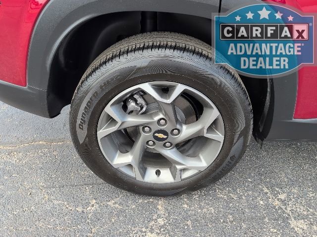 Certified 2025 Chevrolet Trax LT image 3