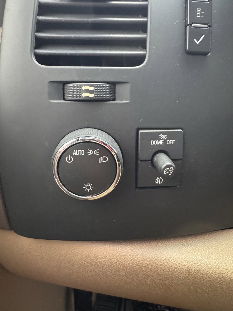 Used 2024 RAM 1500 Classic SLT image 23