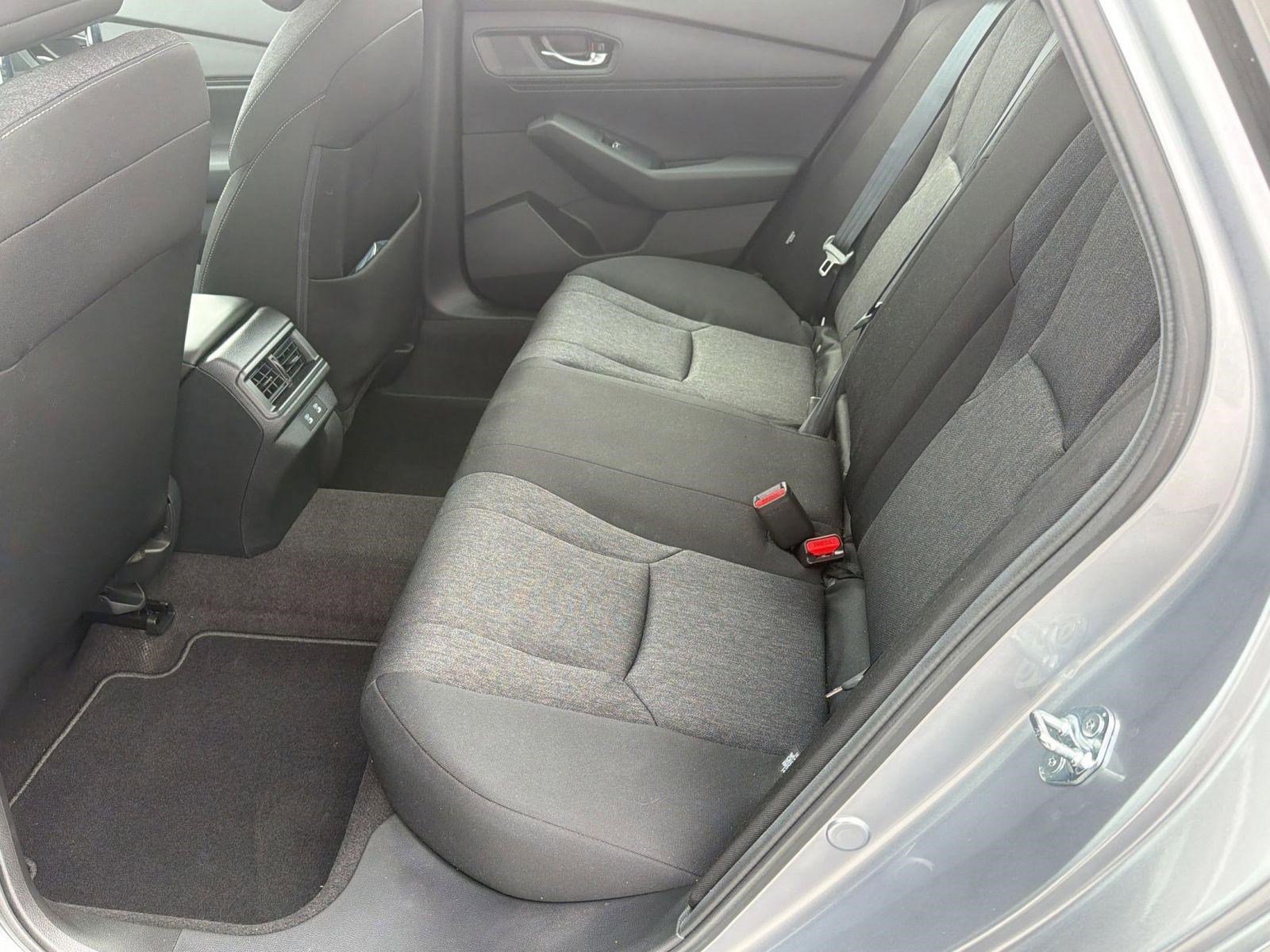 Used 2025 Honda Accord SE image 15