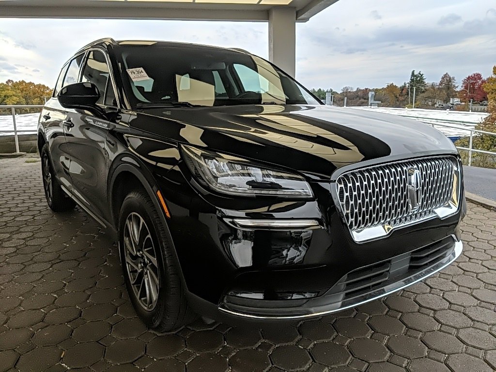 Used 2022 Lincoln Corsair AWD w/ Equipment Group 101A image 3