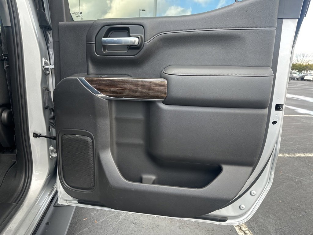 Used 2021 GMC Sierra 1500 Elevation w/ Preferred Package image 11