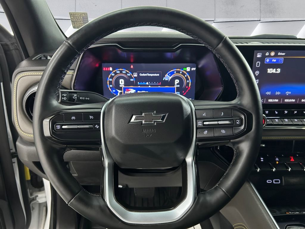 Used 2024 Chevrolet Colorado ZR2 w/ ZR2 Convenience Package III image 9