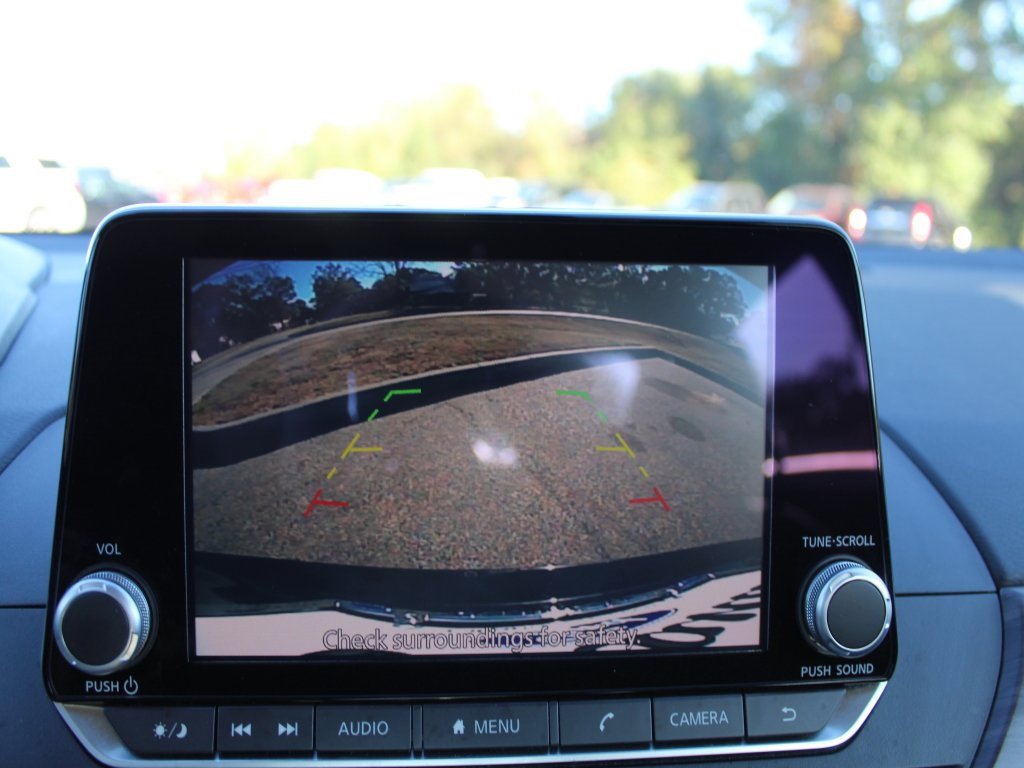 Used 2024 Nissan Altima 2.5 SV image 6