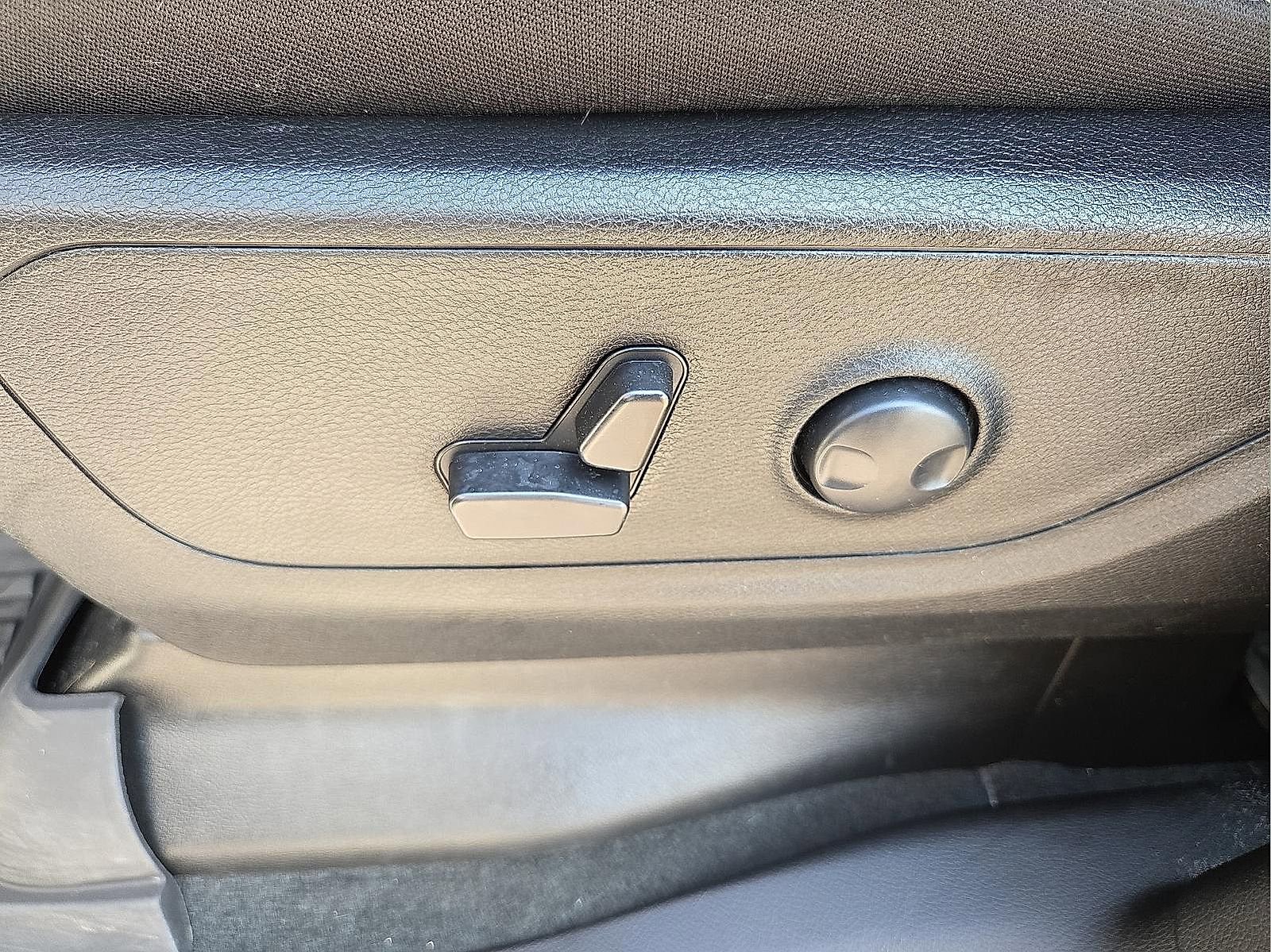 Used 2023 RAM 1500 Big Horn image 14